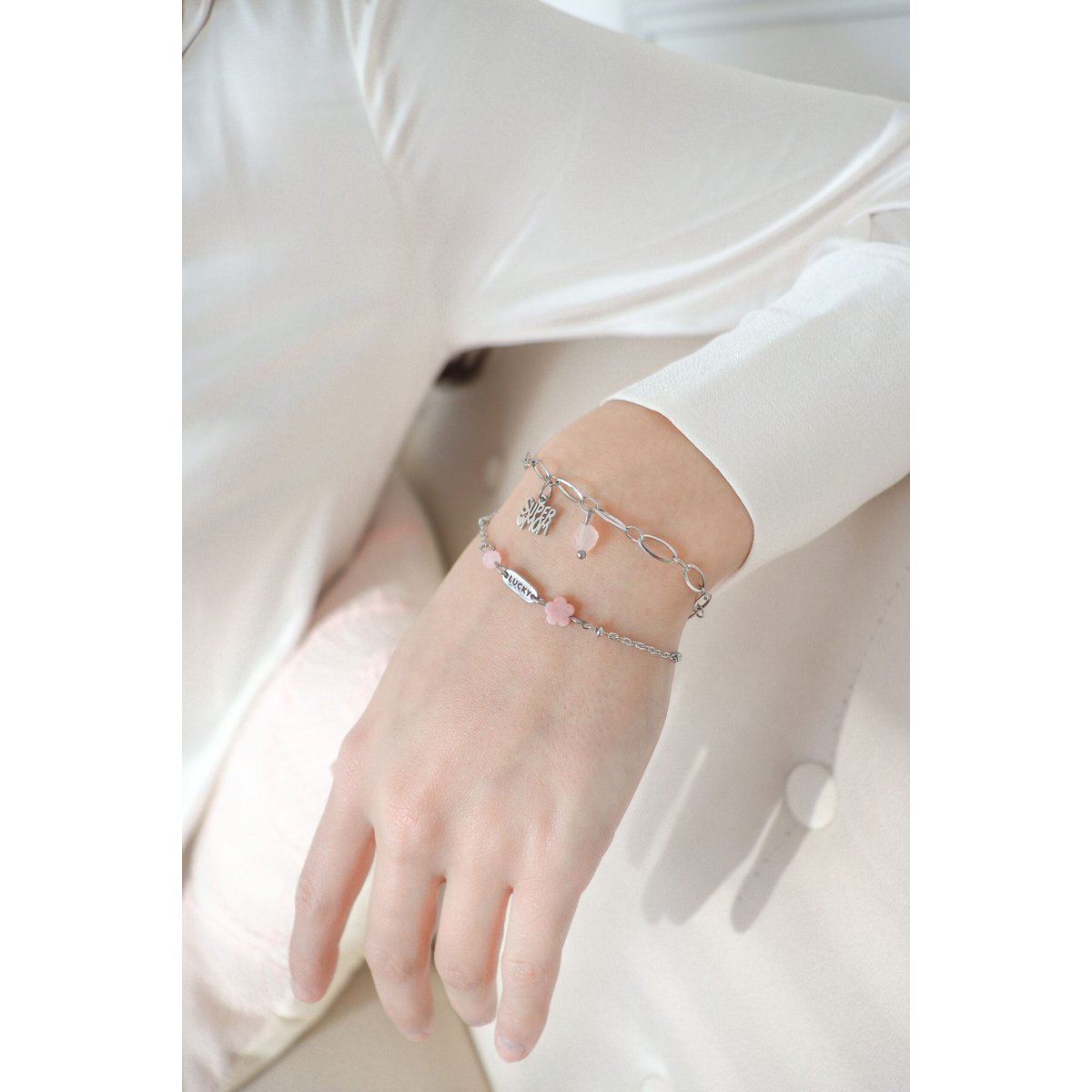 Super Mom Armband Zilver met Rozenkwarts – een liefdevol en krachtig cadeau voor mama