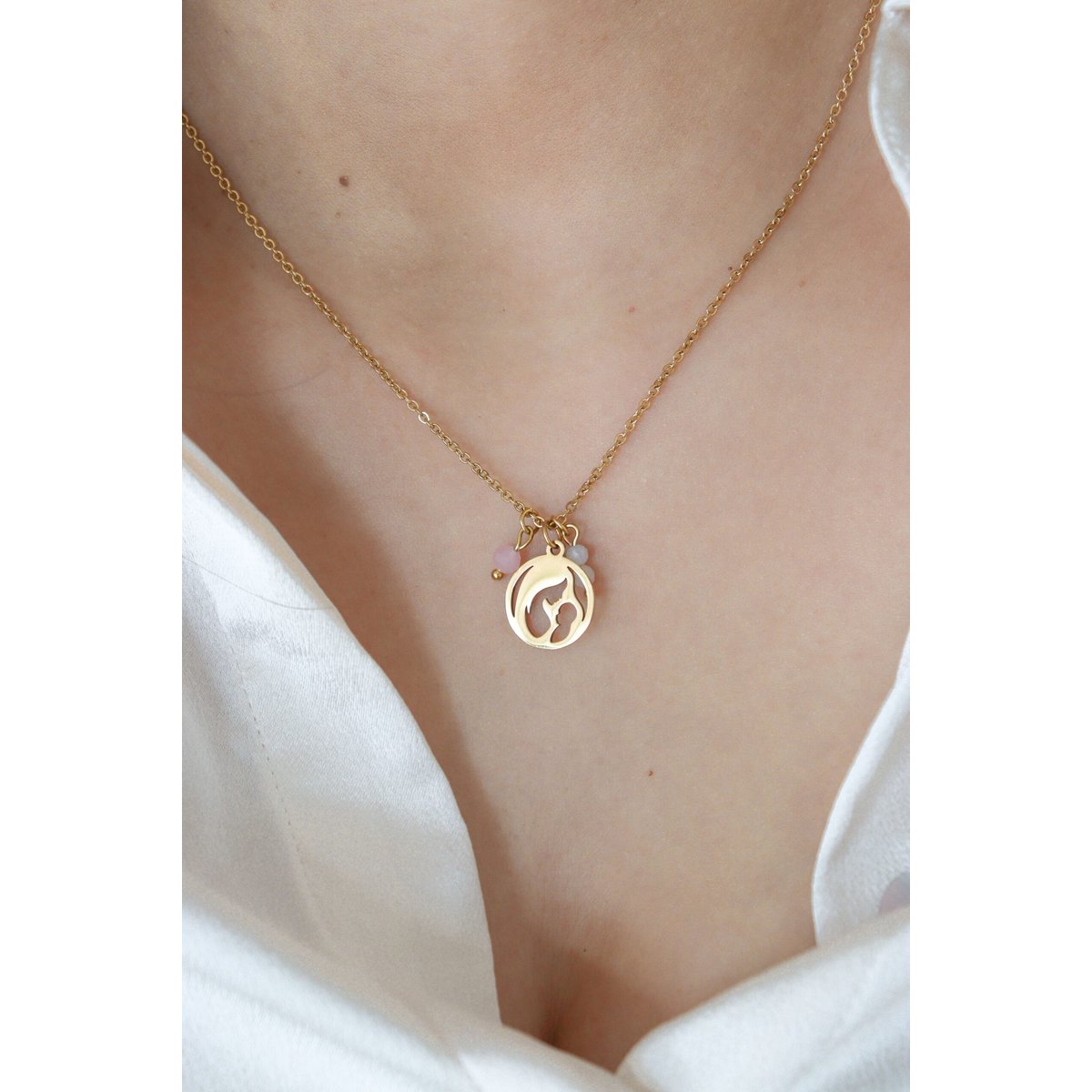Moeder & baby ketting goud met Maansteen & Rozenkwarts – een betekenisvol cadeau