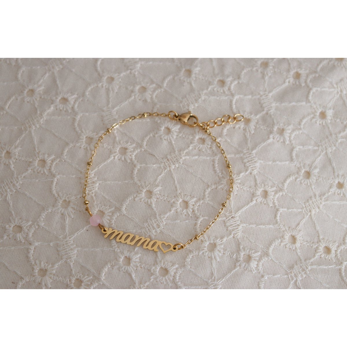 Mama & Rozenkwarts armband Goud – een liefdevol en betekenisvol cadeau